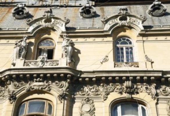 Casa în care a locuit Miţa Biciclista, scoasă la vânzare. Vezi la ce preţ